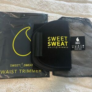 Sweet Sweat Waist Trimmer in Black and Yellow
